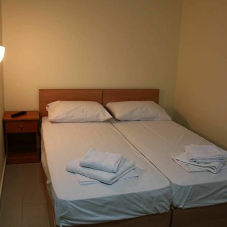 Helen Apartments Resmo Dış mekan fotoğraf