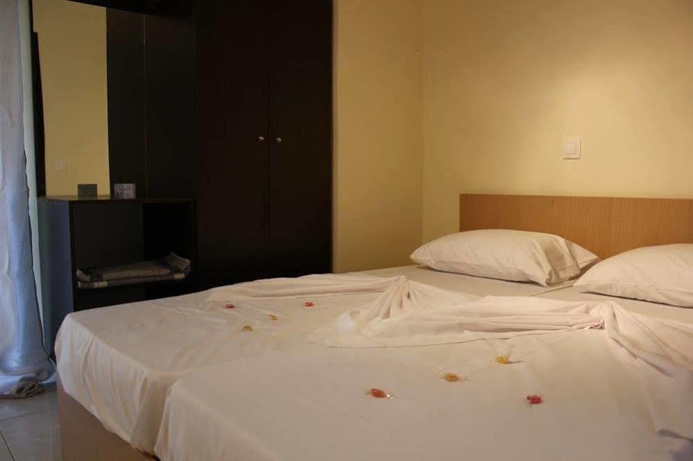 Helen Apartments Resmo Dış mekan fotoğraf