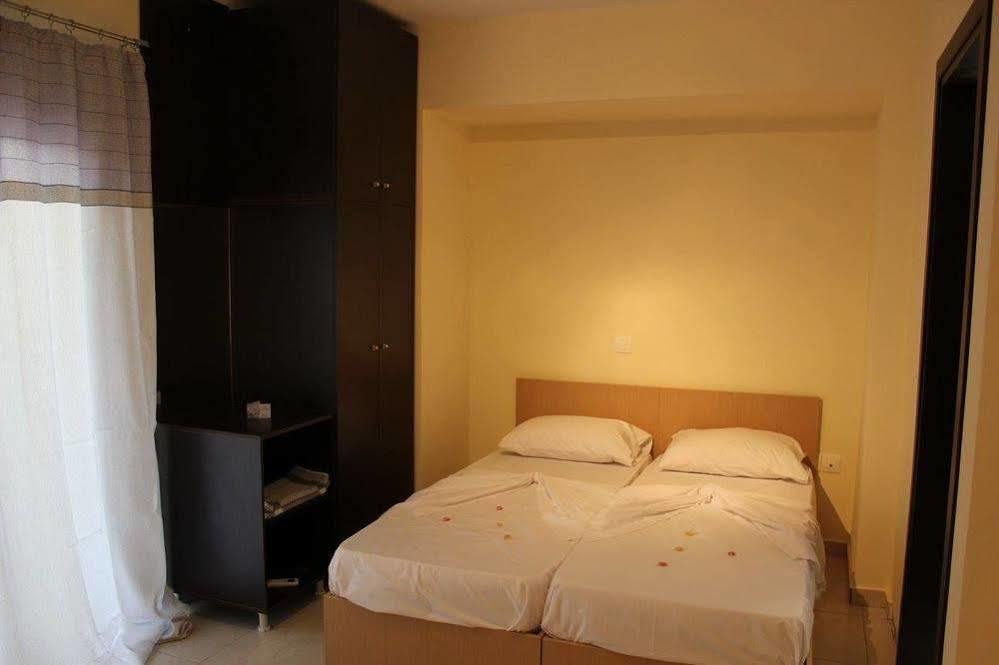 Helen Apartments Resmo Dış mekan fotoğraf
