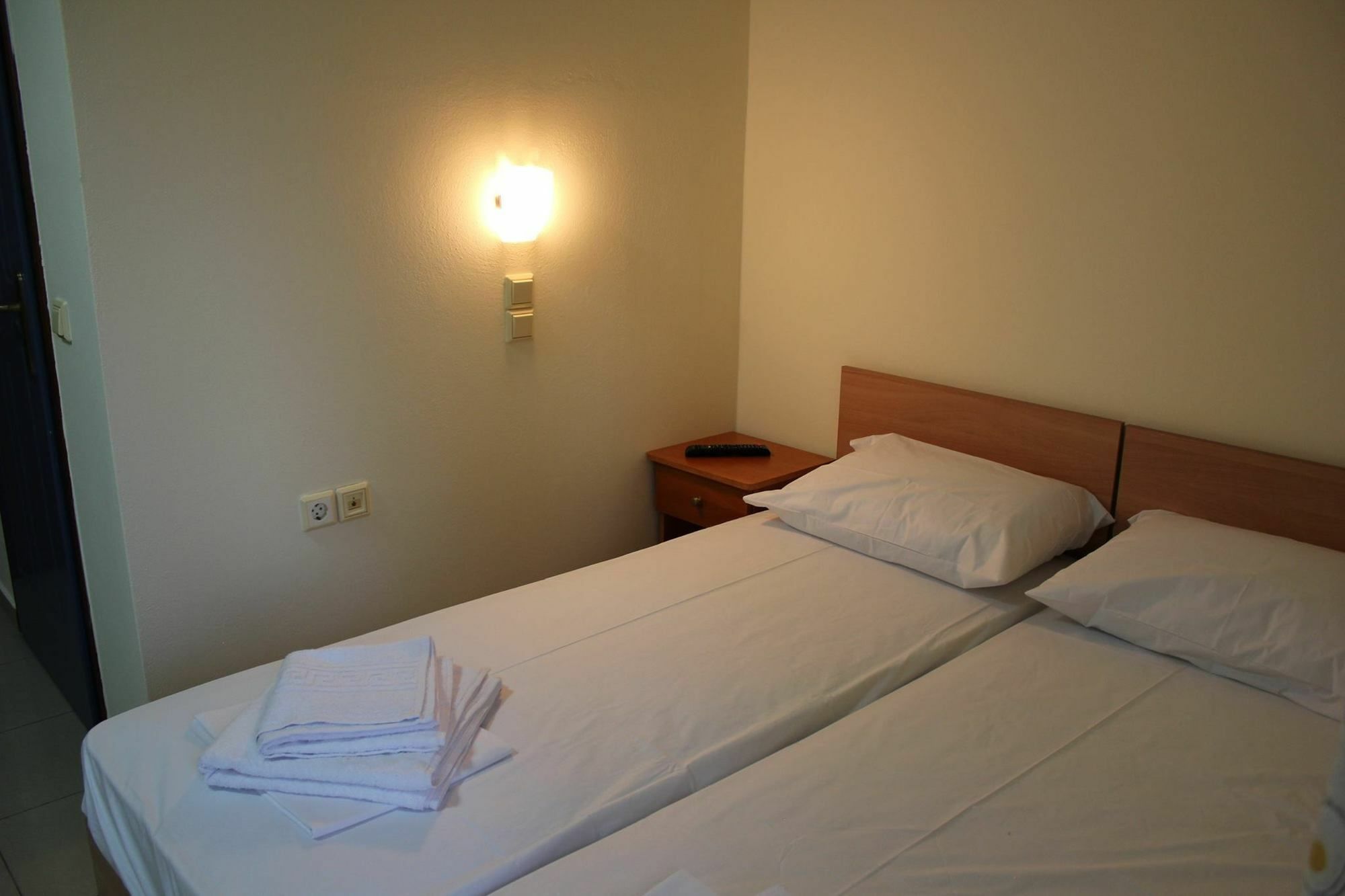 Helen Apartments Resmo Dış mekan fotoğraf